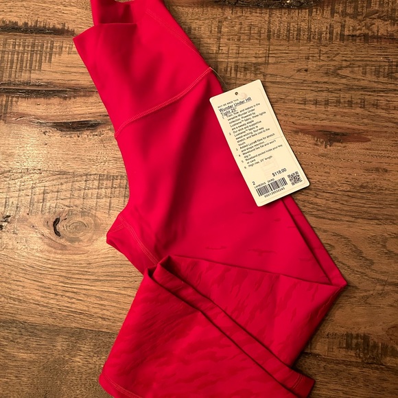 NWT Lululemon wunder under HR 25” Red size 2 - Picture 1 of 5